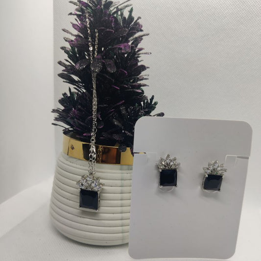 Silver Snowflake Pendant with Earrings